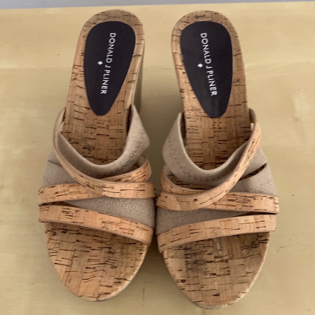 Donald J Pliner Womens’ Jean Leco Beige Cork Wedge Sandals Size 7